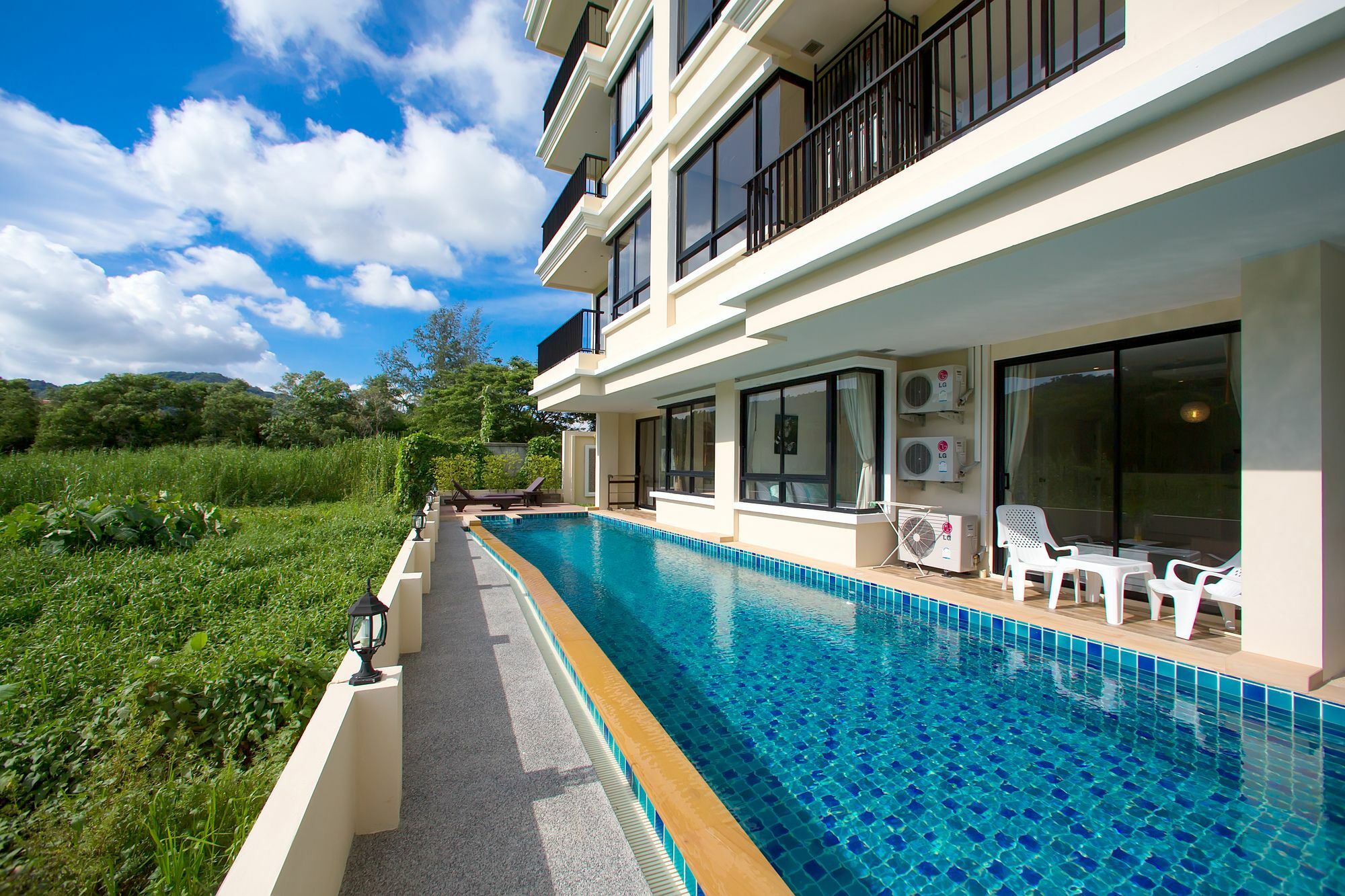 The Lago Apartments Rawai Eksteriør billede